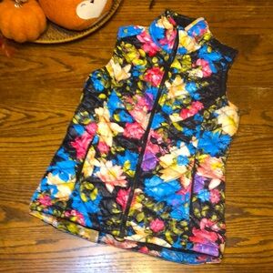 NWOT The North Face floral puffer vest